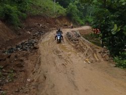 Jalan Lambitu Rusak, Musrenbangnya Gagal: Suara Siapa Yang Pemerintah Dengarkan?